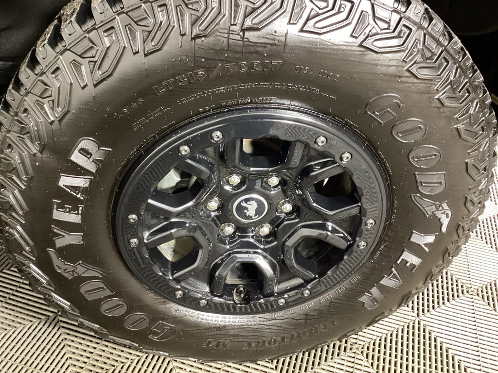 Used 2022 Ford Bronco Wildtrak image 7