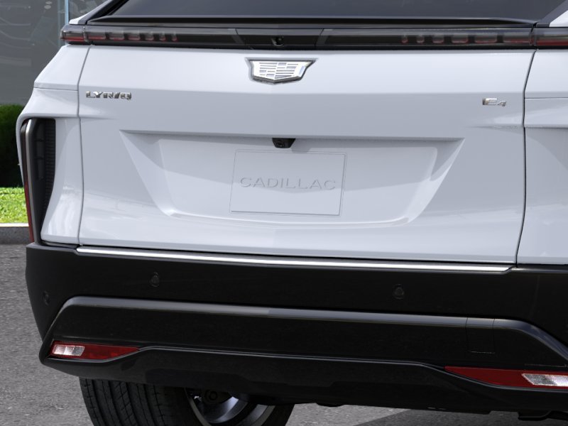 New 2027 Cadillac Lyriq Signature Luxury AWD/4WD image 14