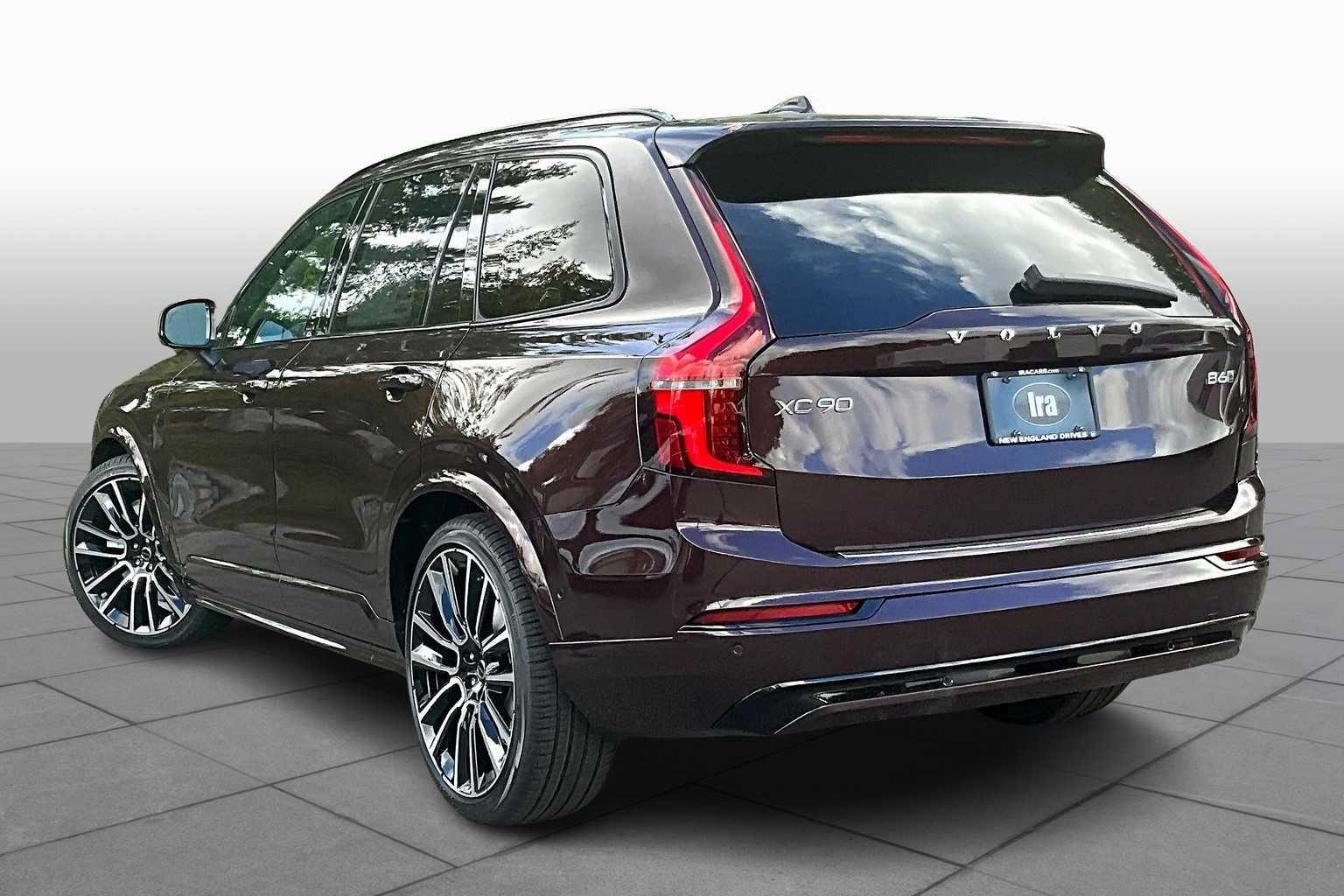 New 2026 Volvo XC90 B6 Ultra w/ Lounge Package AWD/4WD image 3