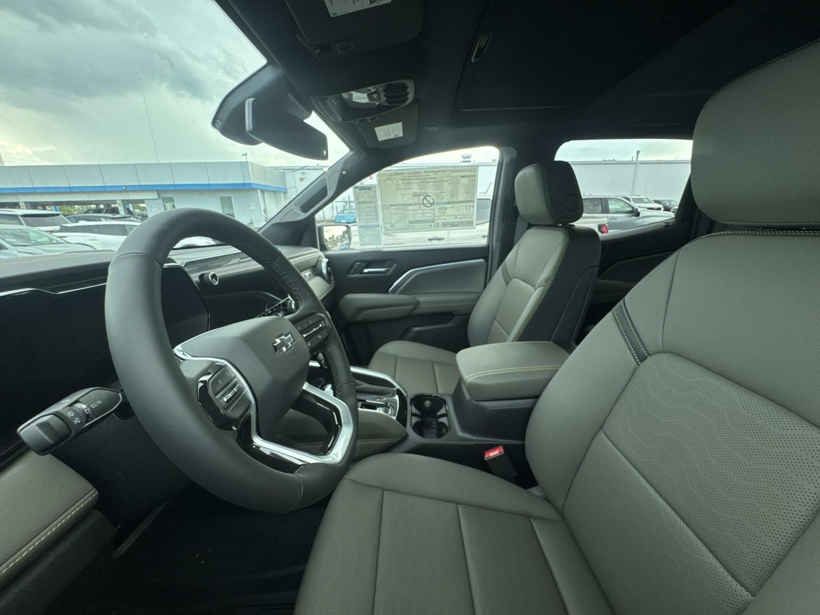 New 2026 Chevrolet Colorado ZR2 AWD/4WD image 18