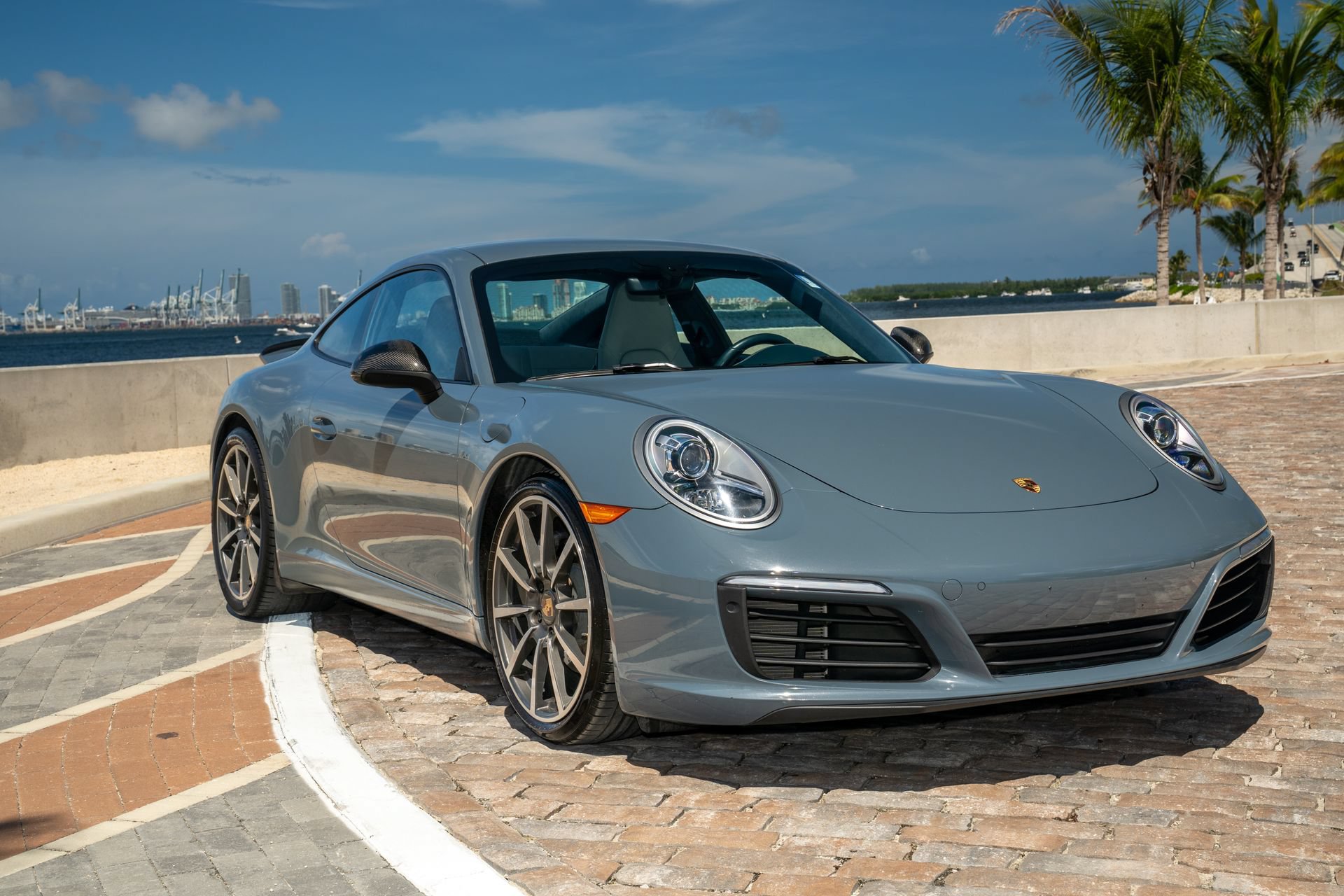 Used 2017 Porsche 911 Carrera RWD image 8