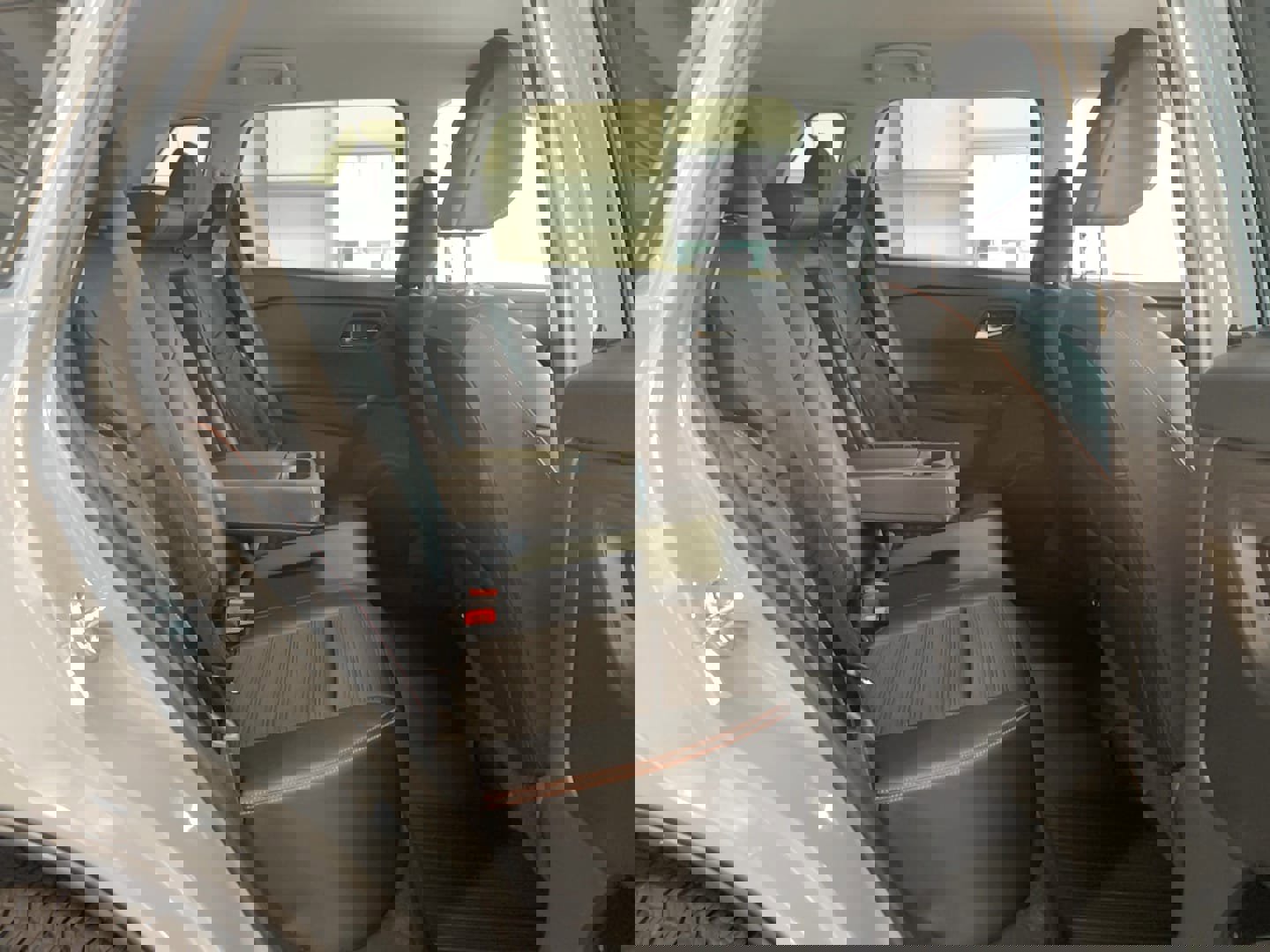 Used 2025 Nissan Rogue SV image 18