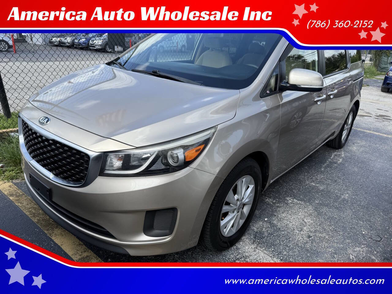 Used 2016 Kia Sedona LX w/ Option Group 020 FWD image 1