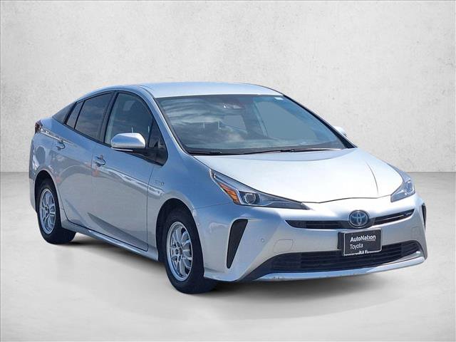 Used 2022 Toyota Prius LE FWD image 3