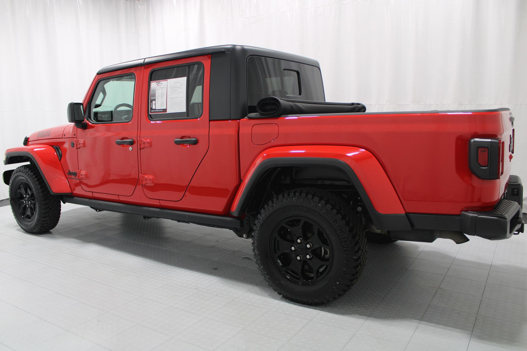 Used 2021 Jeep Gladiator Sport AWD/4WD image 8