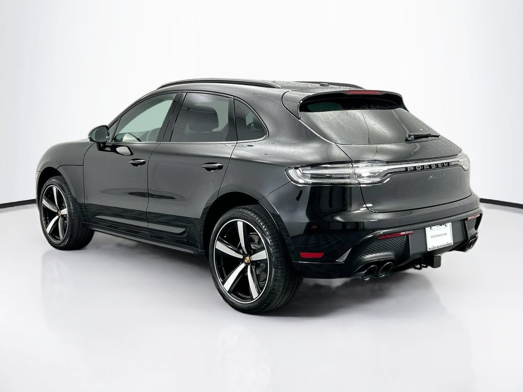 Used 2026 Porsche Macan AWD/4WD image 3