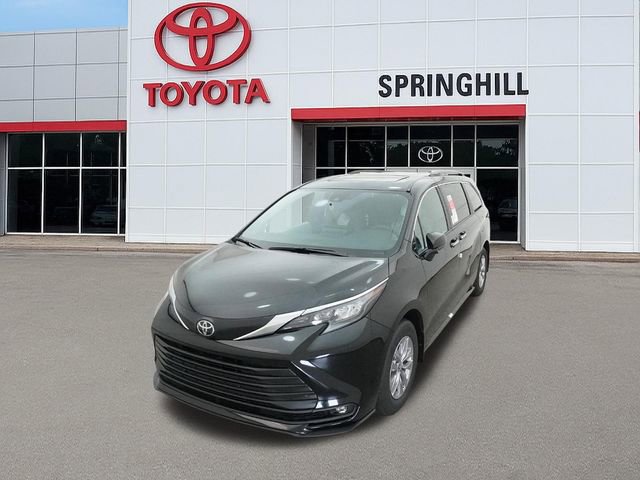 New 2026 Toyota Sienna XLE image 16