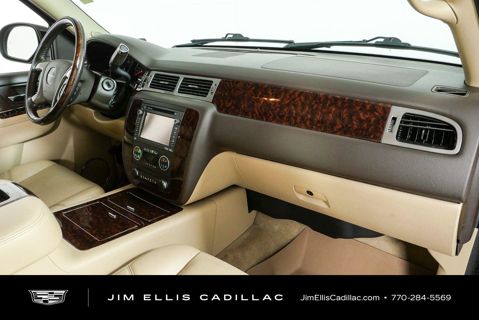 Used 2014 GMC Yukon XL Denali RWD image 22