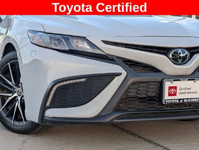 Certified 2024 Toyota Camry SE FWD image 3