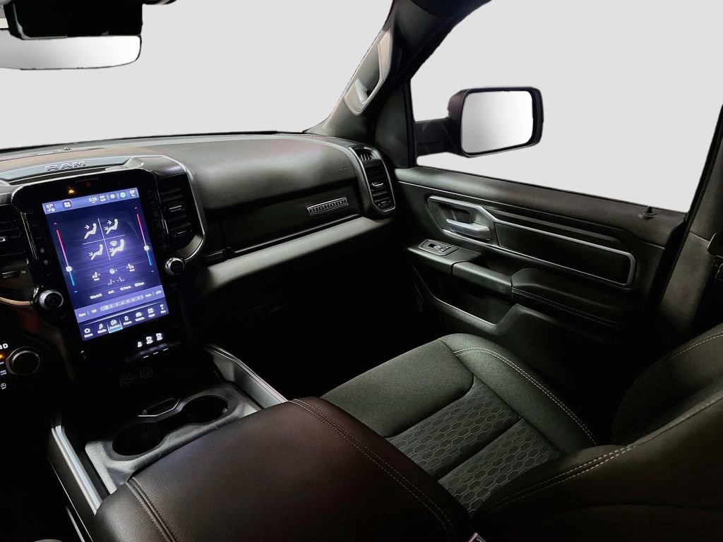 Used 2025 RAM 1500 Big Horn AWD/4WD image 24