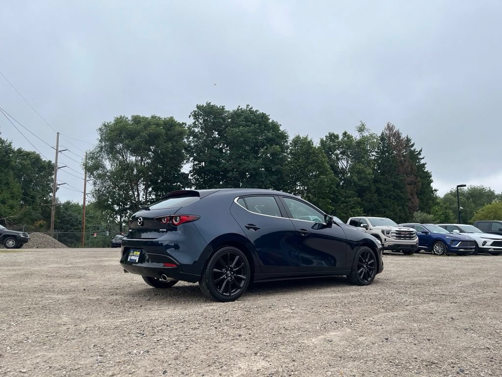 Used 2024 MAZDA MAZDA3 s FWD image 9