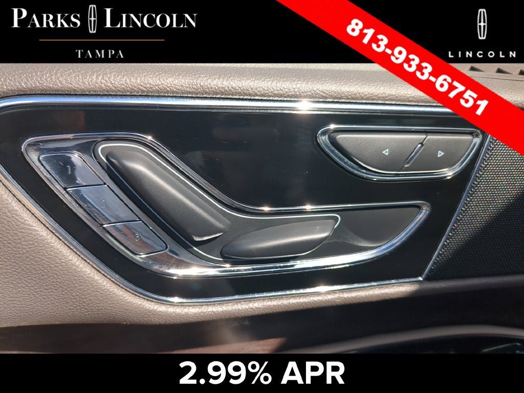 Certified 2024 Lincoln Navigator Premiere AWD/4WD image 19