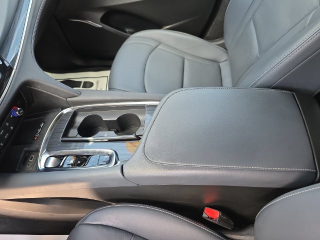 Used 2024 Buick Enclave Essence w/ Trailering Package, 5000 lbs. AWD/4WD image 21