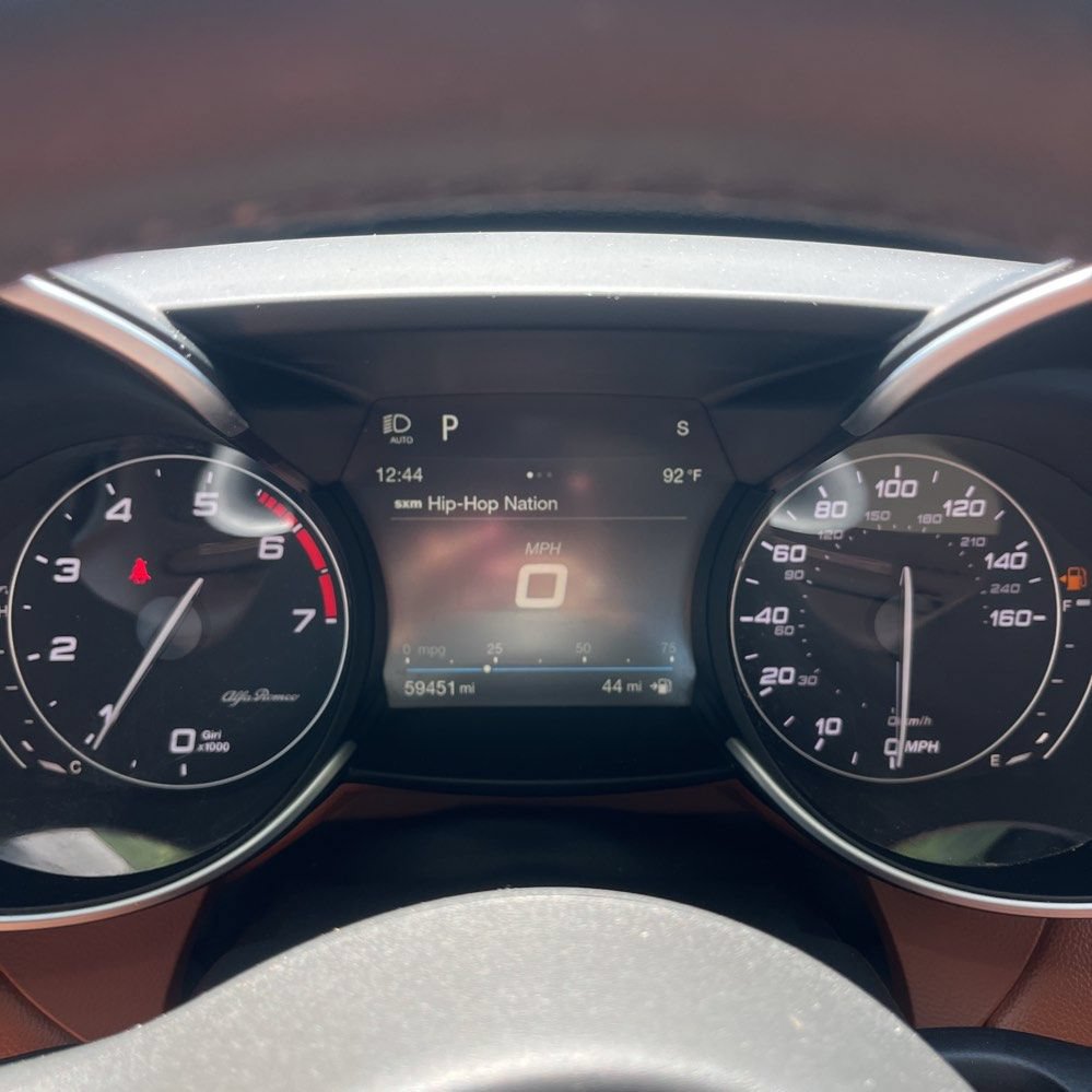 Used 2019 Alfa Romeo Giulia AWD image 17