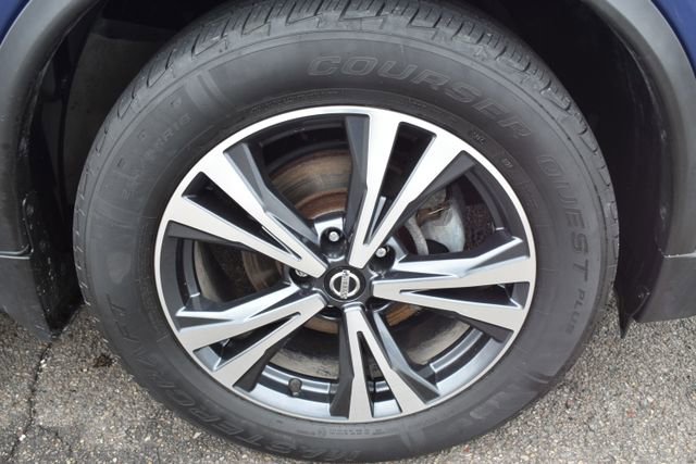 Used 2017 Nissan Rogue SL w/ SL Premium Package AWD/4WD image 48