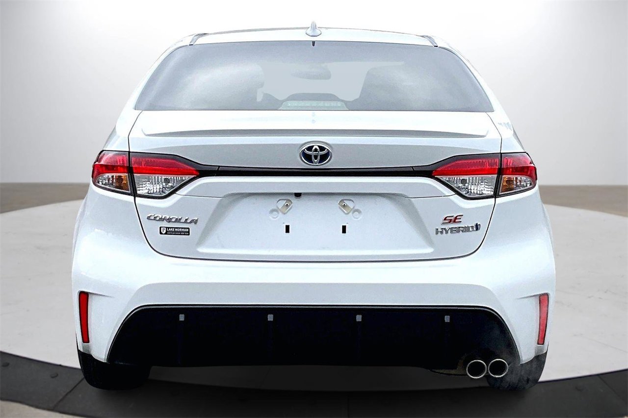 Used 2024 Toyota Corolla LE image 8