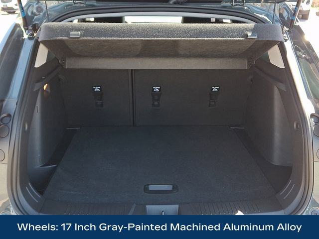 Used 2025 Chevrolet Trax LT w/ Driver Confidence Package image 31