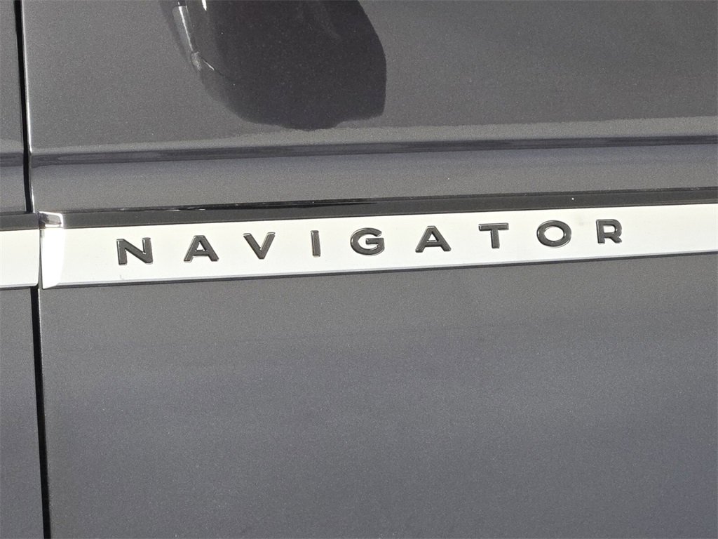 New 2026 Lincoln Navigator L Reserve image 6