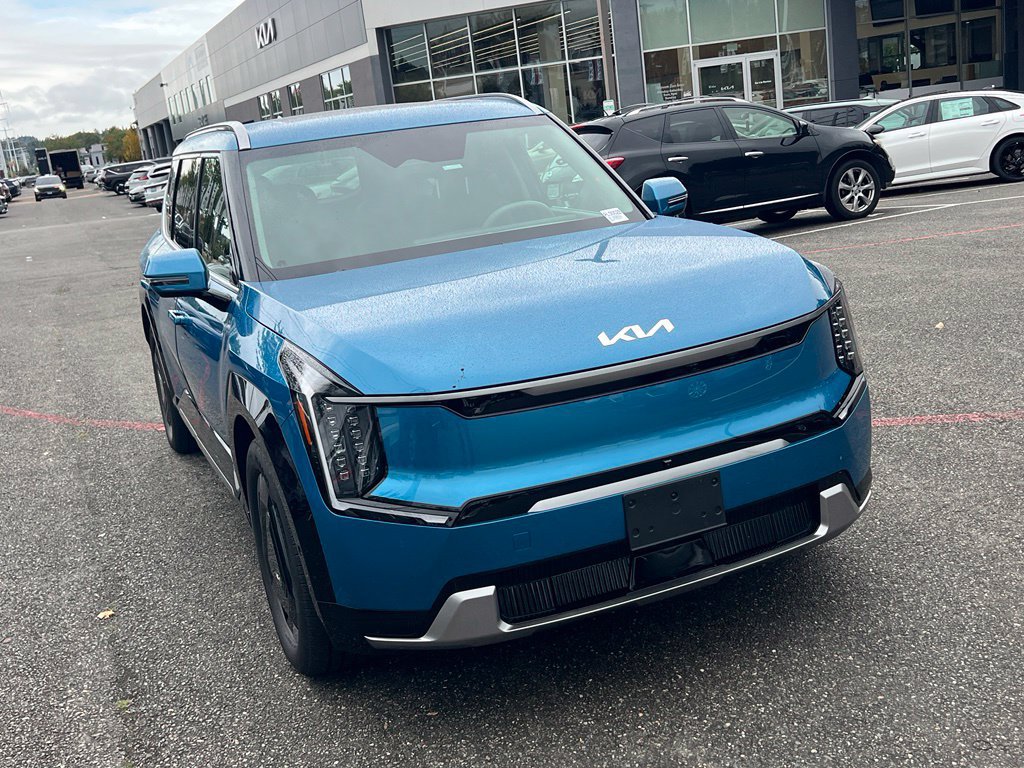 Certified 2024 Kia EV9 Land AWD/4WD image 7