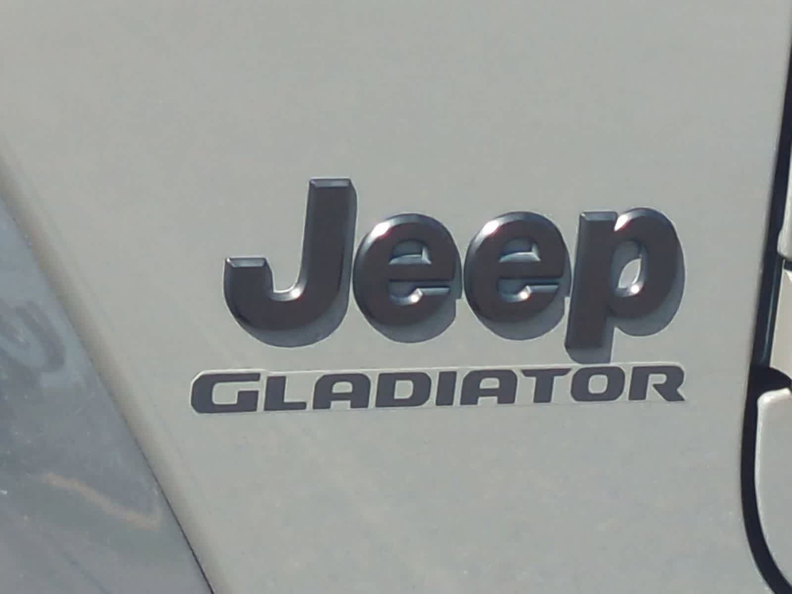 Used 2021 Jeep Gladiator Sport AWD/4WD image 12