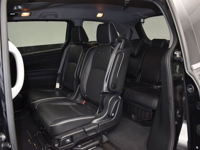 Used 2023 Honda Odyssey Elite image 11
