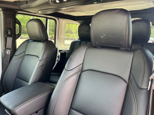 Used 2024 Jeep Wrangler Unlimited Sahara AWD/4WD image 14