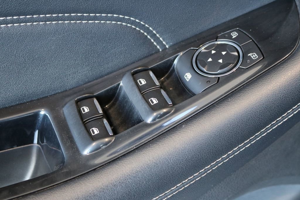 Used 2017 Ford Edge Titanium image 14