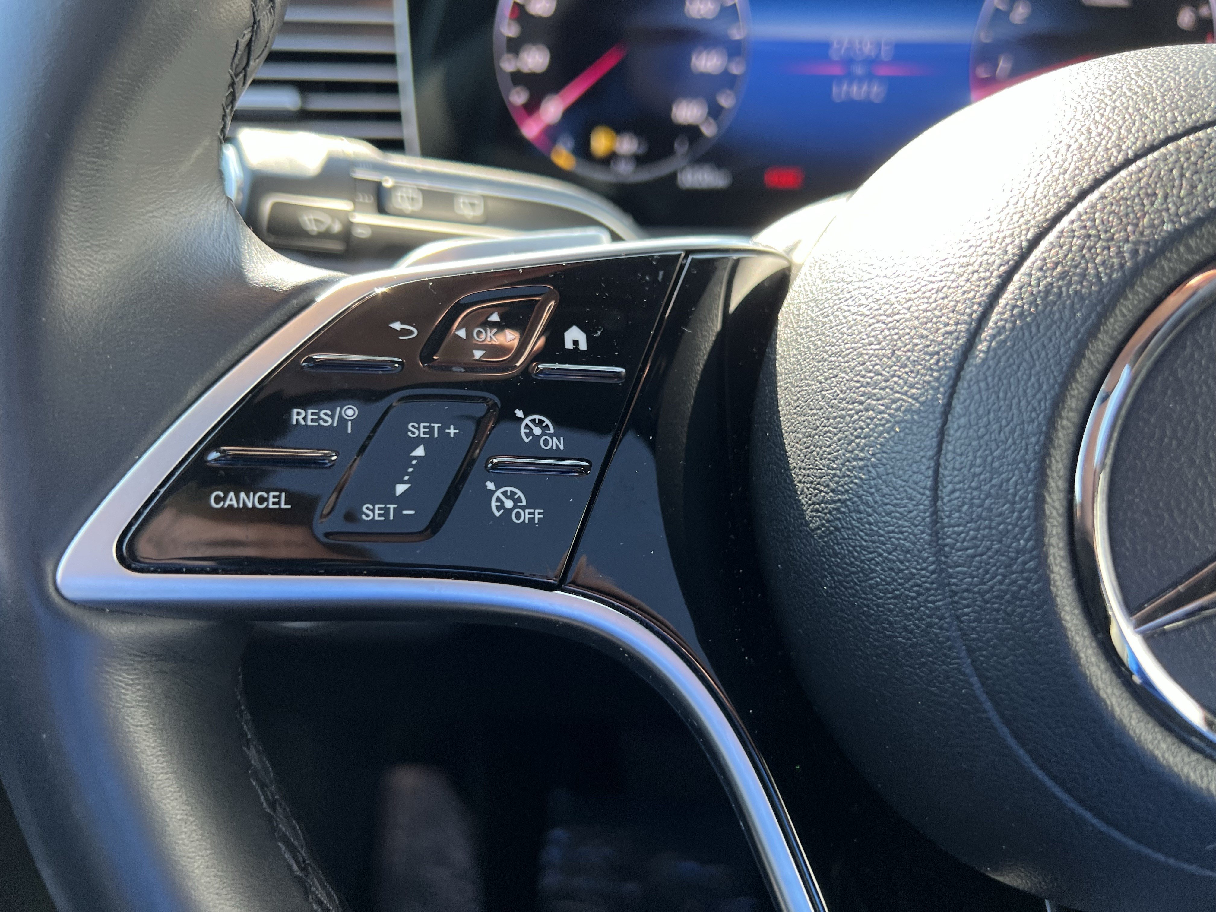Certified 2025 Mercedes-Benz GLE 350 4MATIC image 19