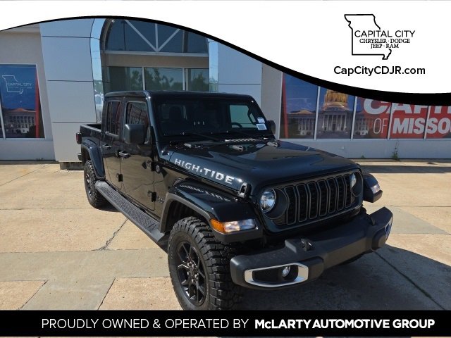 Used 2025 Jeep Gladiator Sport image 1
