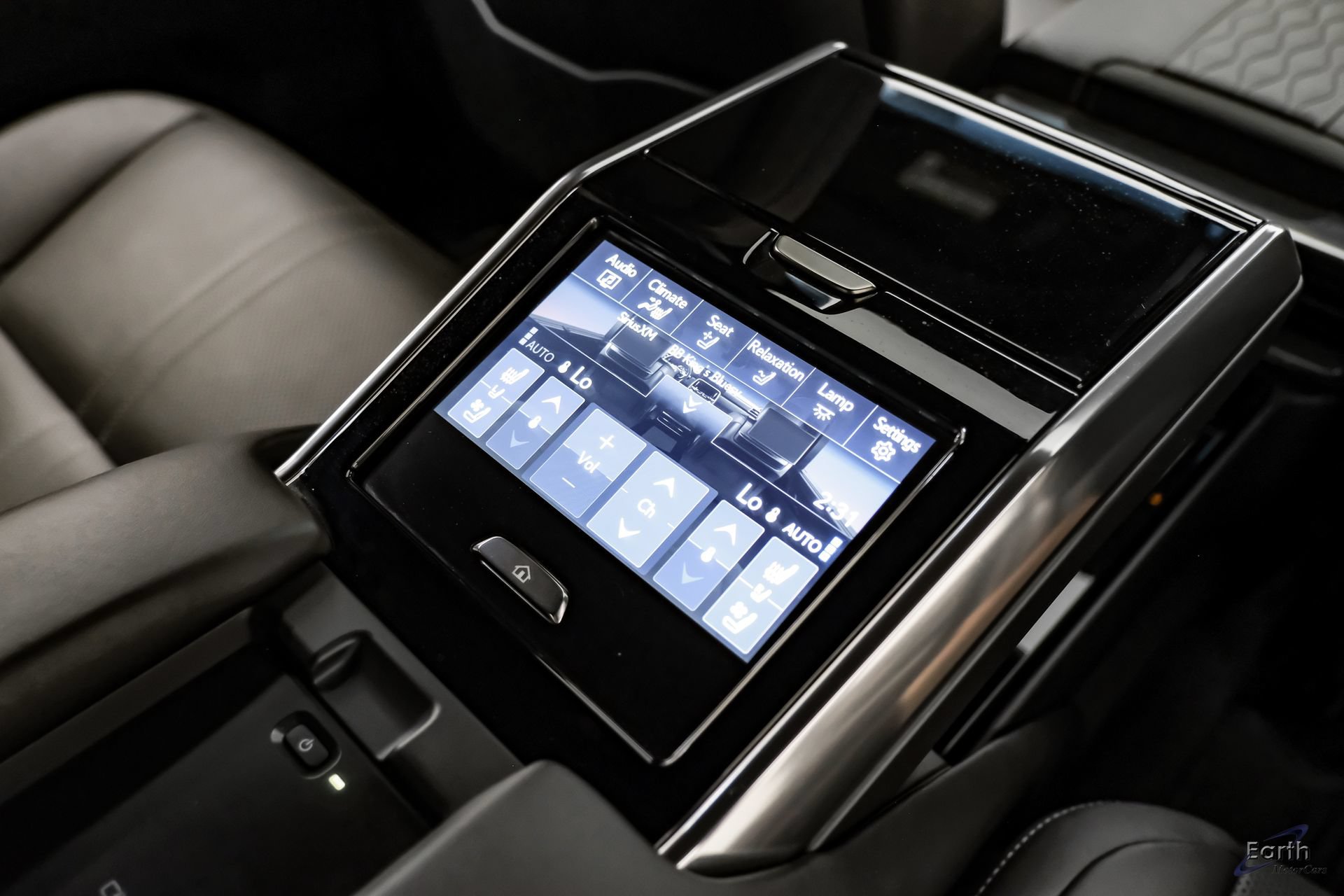 Used 2023 Lexus LX 600 4WD w/ Accessory Package (Z1) image 84