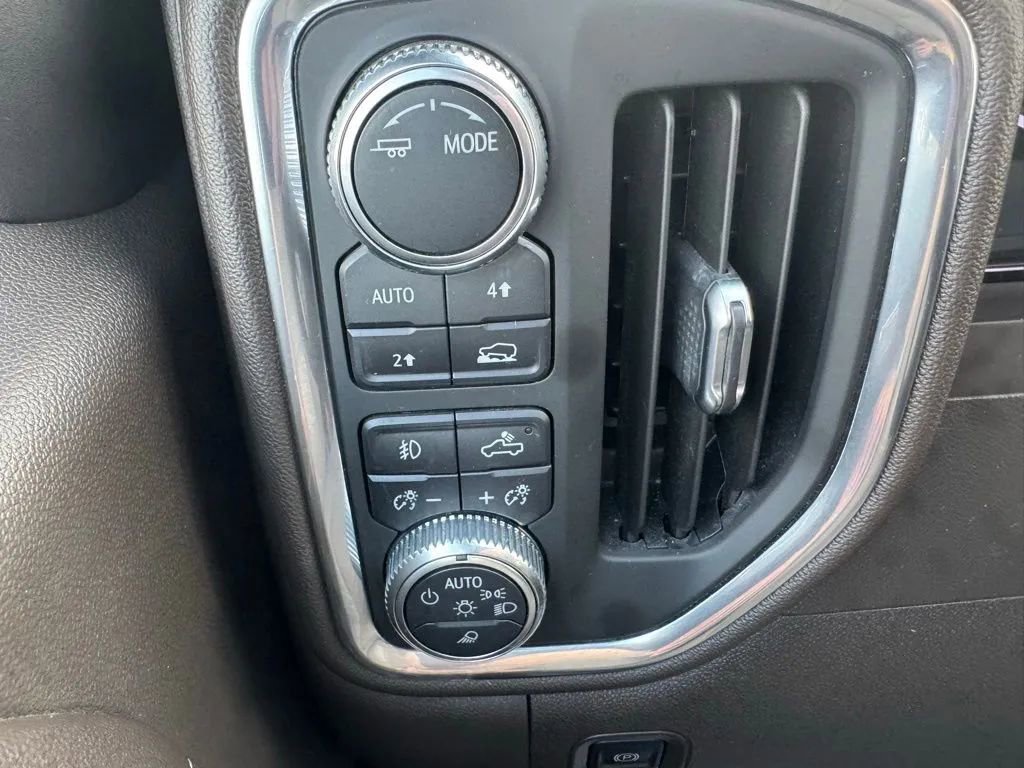 Used 2021 GMC Sierra 1500 SLT w/ SLT Premium Plus Package image 22