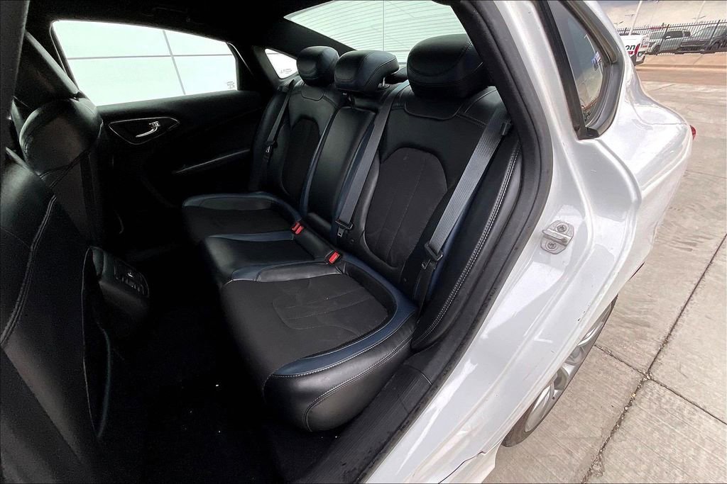 Used 2015 Chrysler 200 S w/ Navigation & Sound Group I image 26