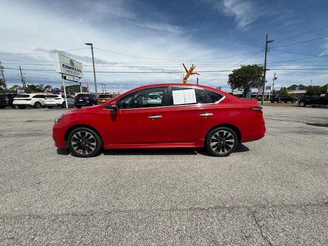 Used 2019 Nissan Sentra SR FWD image 1