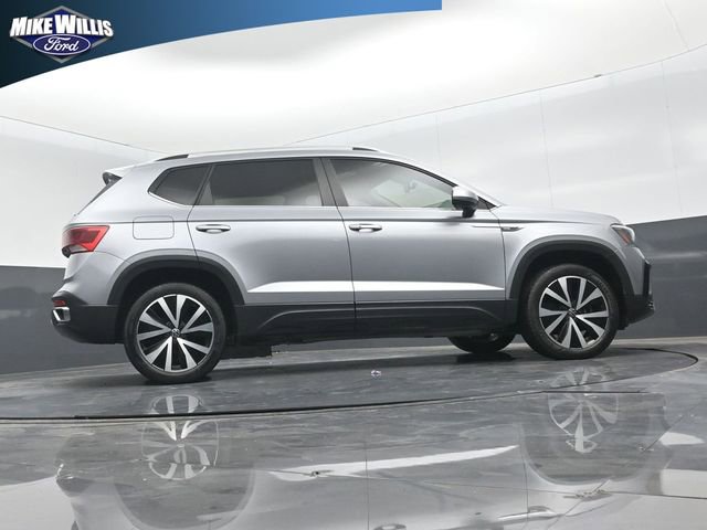 Used 2022 Volkswagen Taos SE image 24