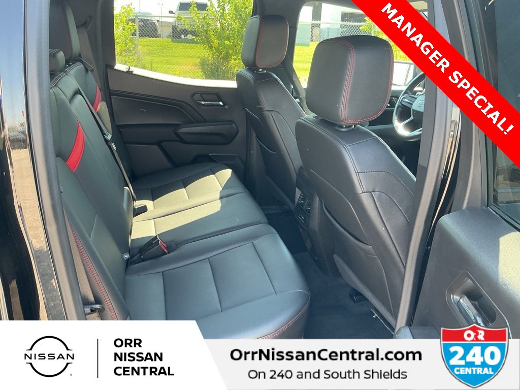 Used 2023 Chevrolet Colorado Z71 w/ Z71 Convenience Package 2 image 12