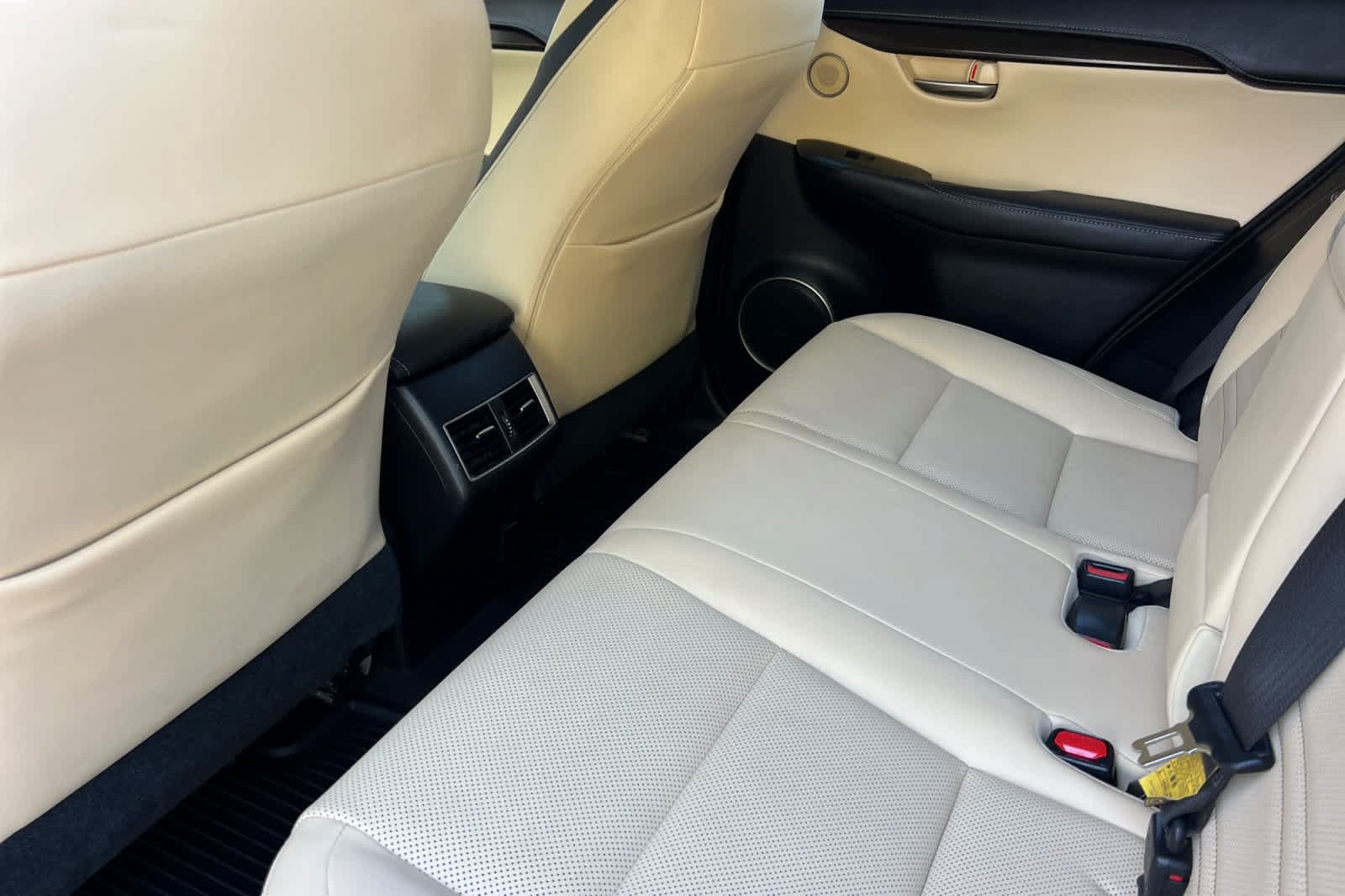 Used 2016 Lexus NX 200t AWD w/ Premium Package image 4