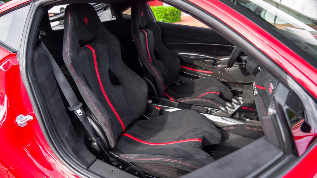 Used 2020 Ferrari 488 Pista Coupe RWD image 27