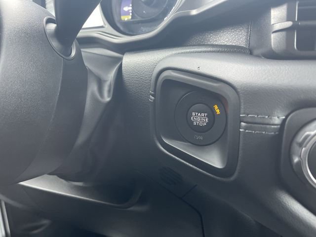 Used 2025 Jeep Wrangler Unlimited Sahara image 17