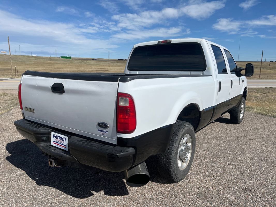 Used 2006 Ford F250 XLT image 5