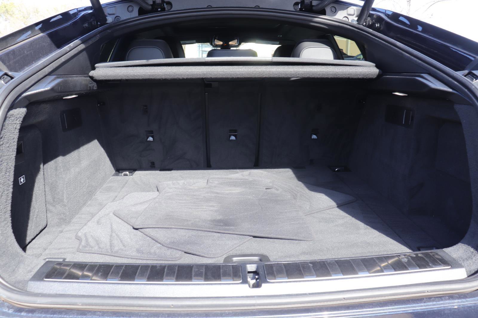 Used 2023 BMW X6 M50i w/ Executive Package image 17