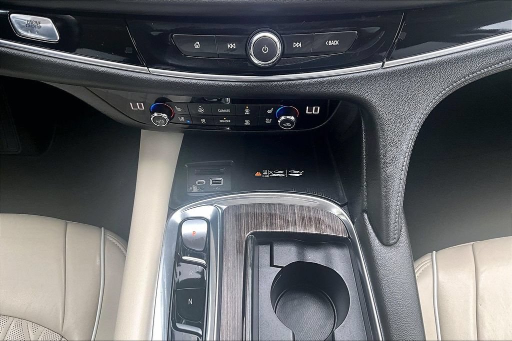Used 2023 Buick Enclave Avenir w/ Avenir Technology Package FWD image 34