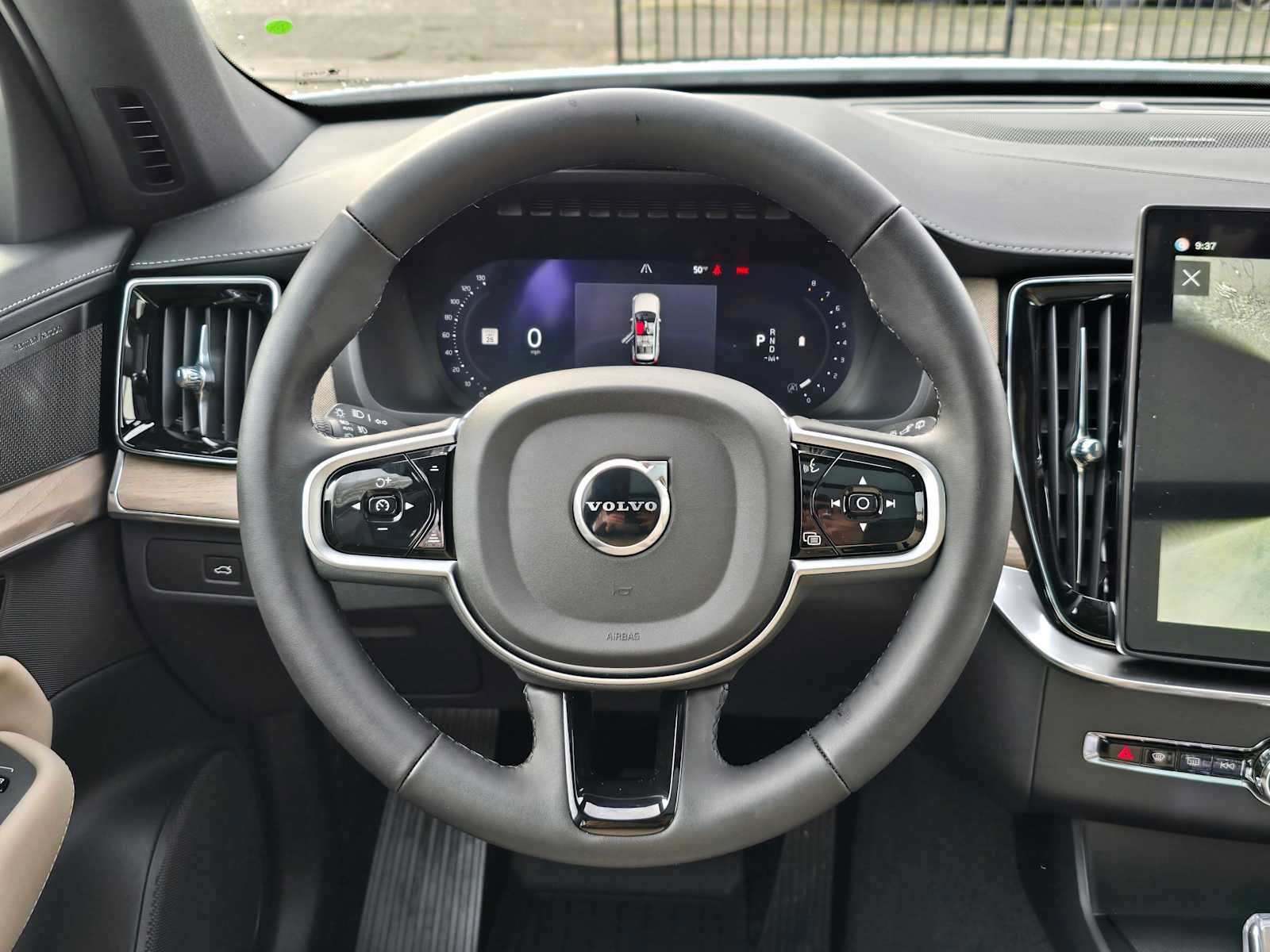 New 2026 Volvo XC90 B6 Plus w/ Protection Package Premier AWD/4WD image 20