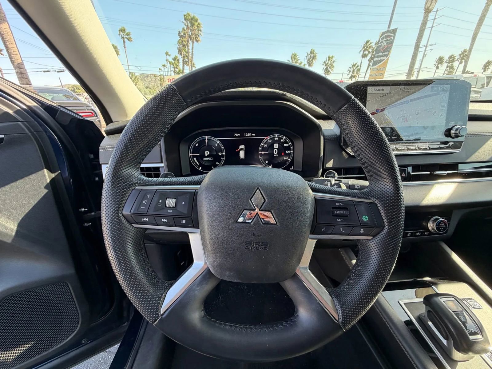 Used 2023 Mitsubishi Outlander SE image 14