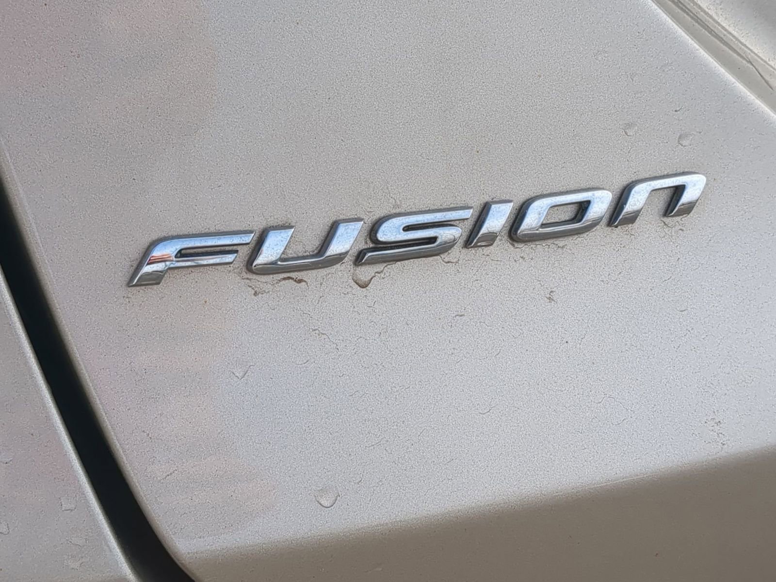 Used 2017 Ford Fusion SE image 14