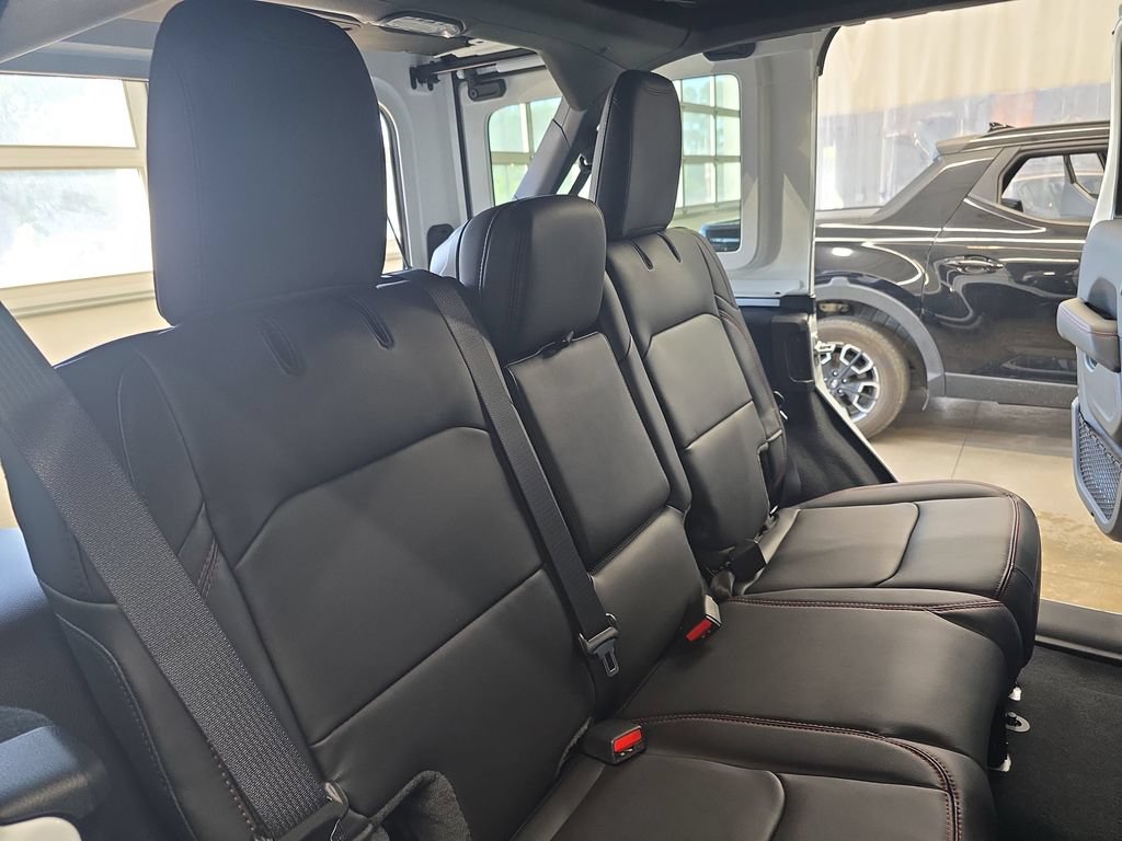 New 2026 Jeep Wrangler Unlimited Rubicon AWD/4WD image 11