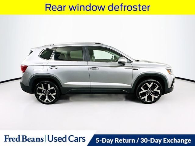 Used 2022 Volkswagen Taos SEL image 10