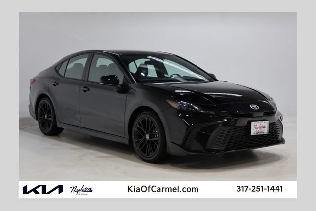 Used 2025 Toyota Camry SE