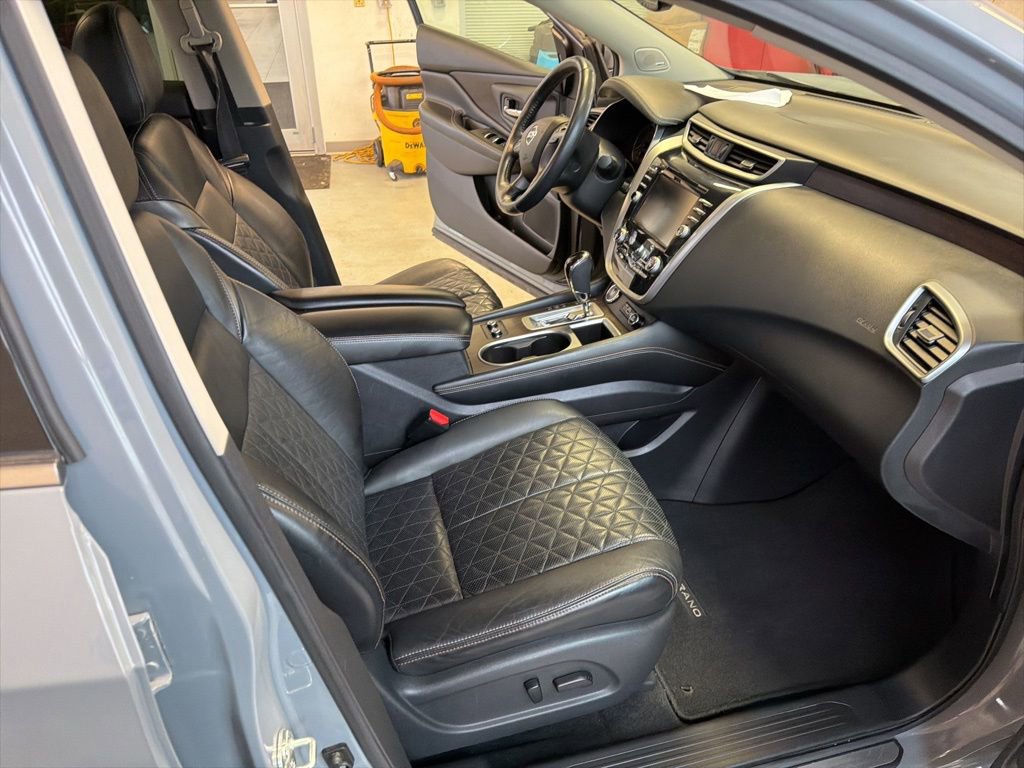Used 2021 Nissan Murano Platinum w/ Cargo Package image 48