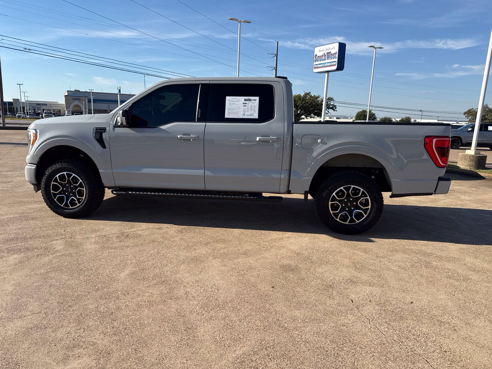 Used 2023 Ford F150 XLT w/ Equipment Group 302A High AWD/4WD image 4