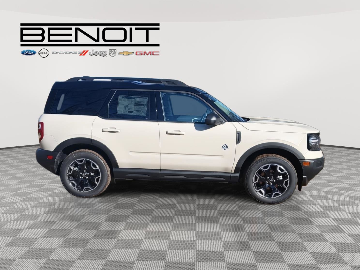 New 2025 Ford Bronco Sport Outer Banks image 4